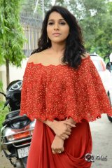 Rashmi Gautam At Next Nuvve Movie Press Meet